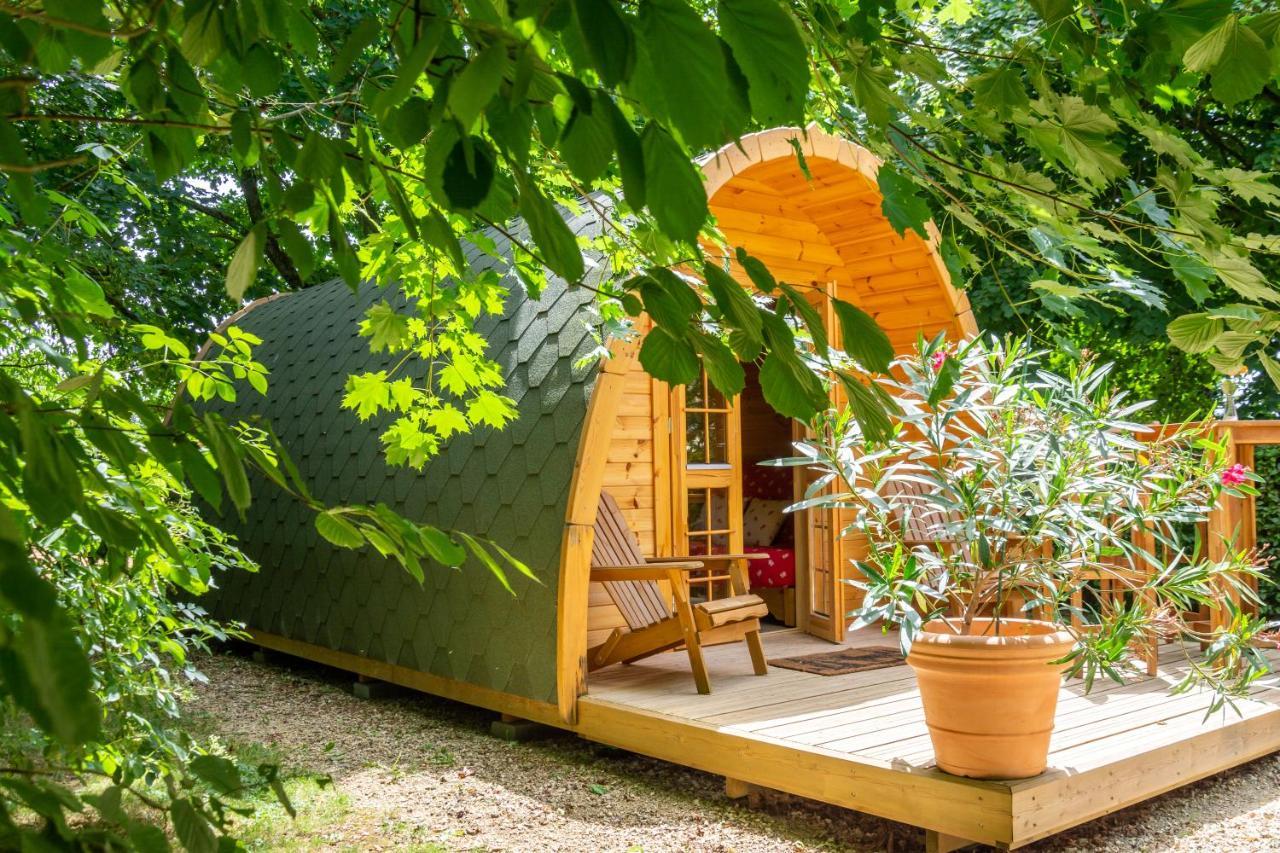 Cabane en bois avec bain nordique Asnieres-sur-Vegre Extérieur photo